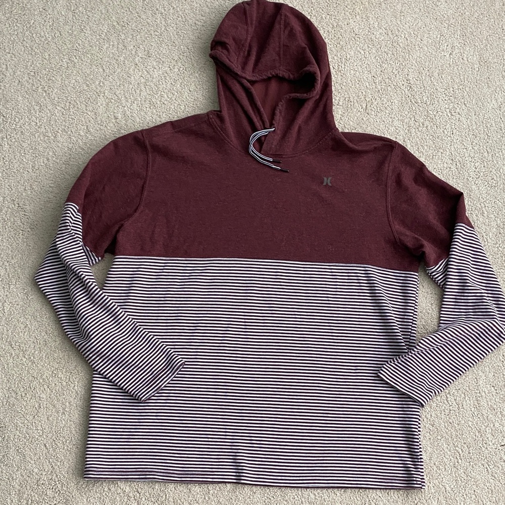 Hurley Nike dri-fit XL long sleeve hooded shirt